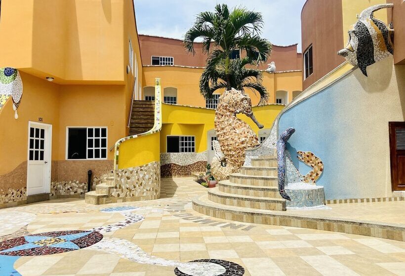 هتل Katarma Galapagos