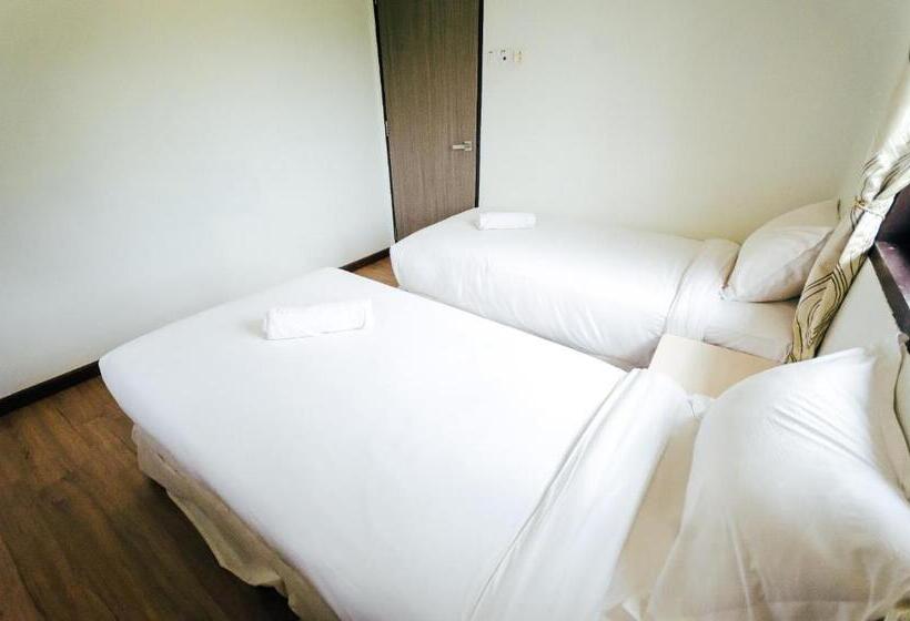 בית מלון כפרי Kertih Damansara Inn