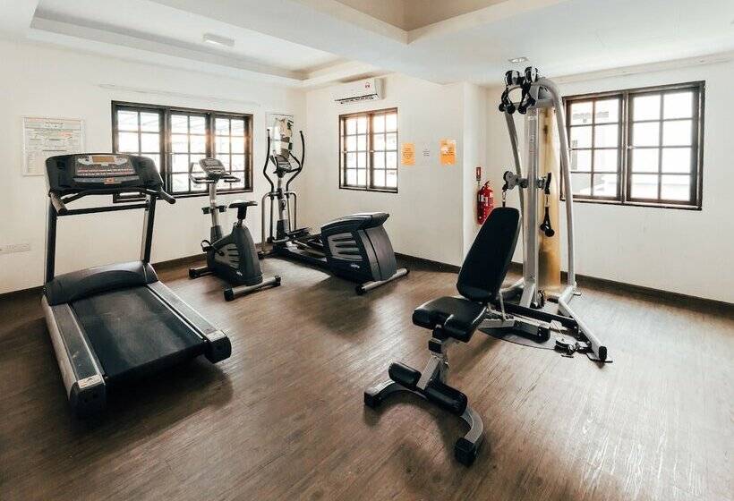 בית מלון כפרי Kertih Damansara Inn