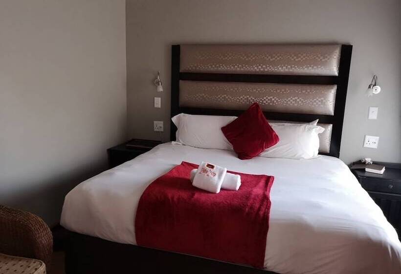 בית מלון כפרי Lilitha Guest Lodge & Conferencing