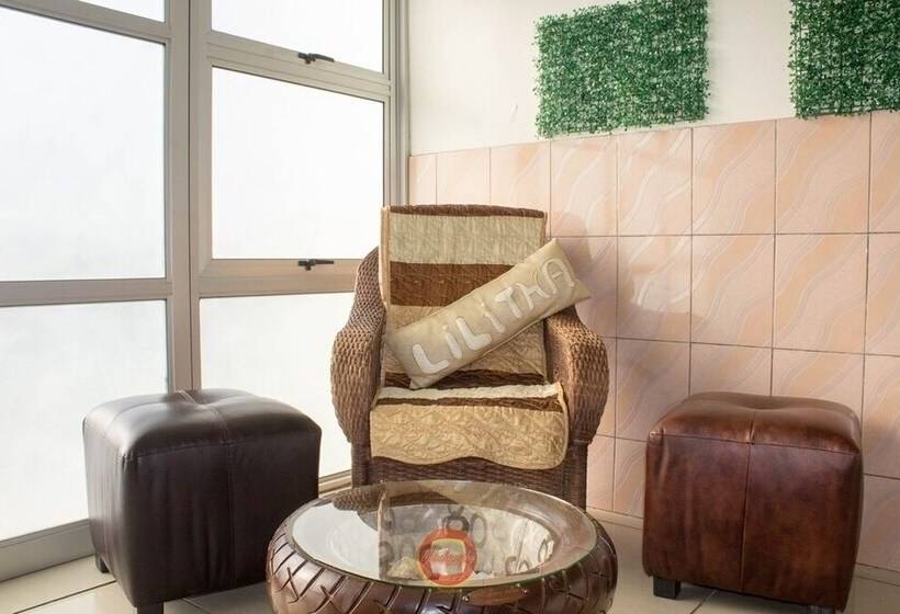 בית מלון כפרי Lilitha Guest Lodge & Conferencing