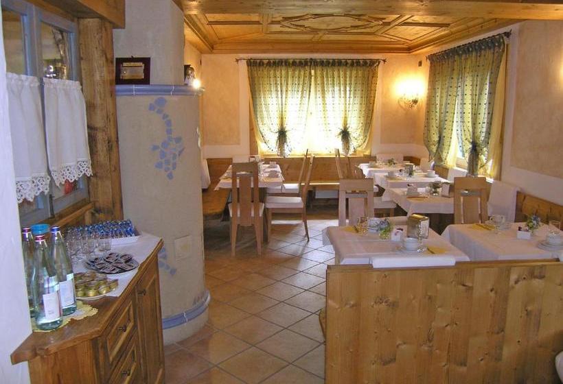 فندق B&b Meublè Giustina