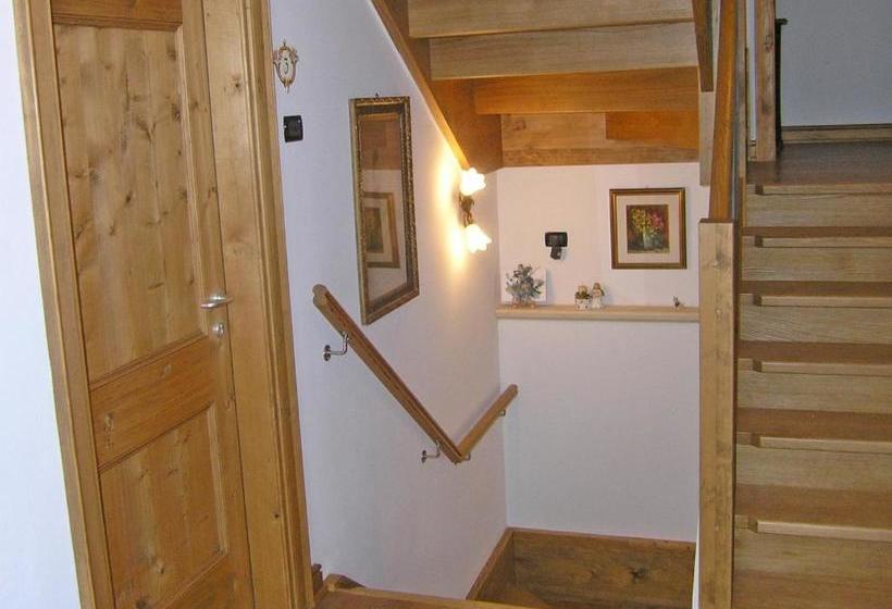 فندق B&b Meublè Giustina