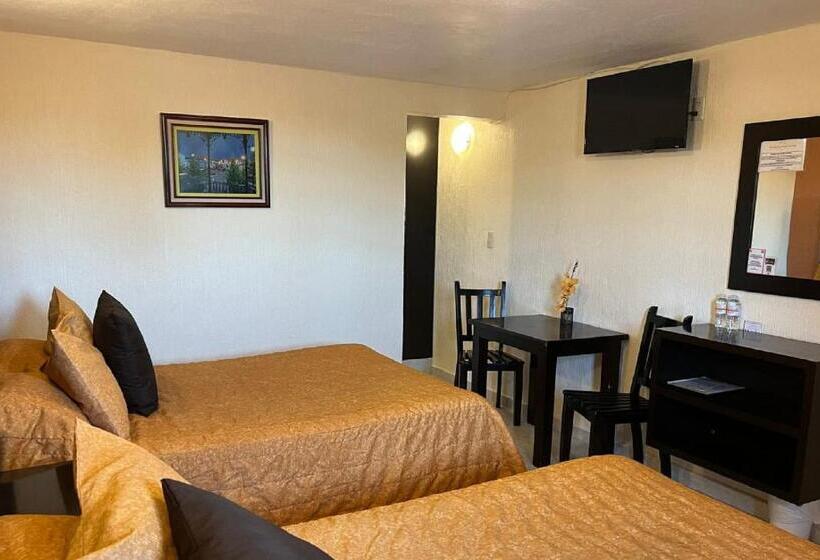 فندق Posada Real