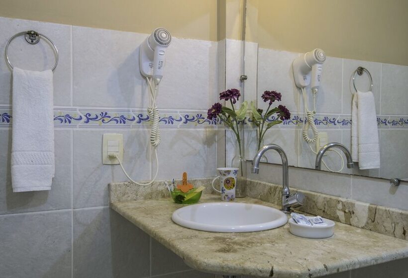 هتل Pousada Via Brasil