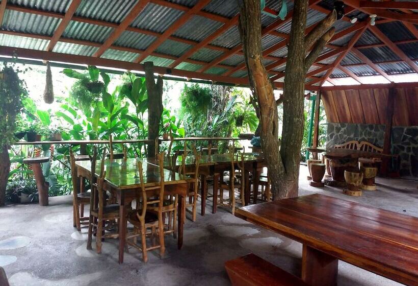 Отель Rancho De Lelo Ecolodge