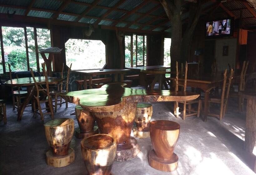 Отель Rancho De Lelo Ecolodge