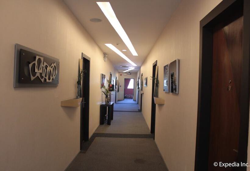 هتل Segara Suites