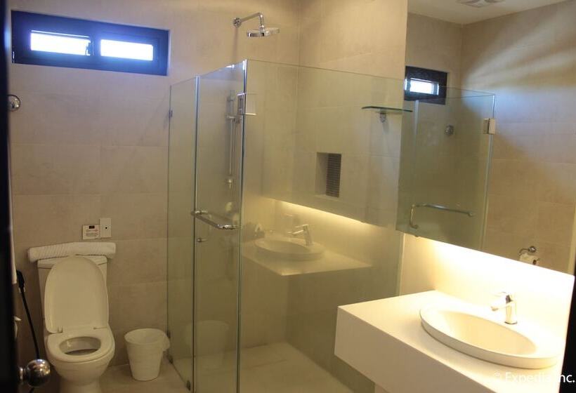 هتل Segara Suites