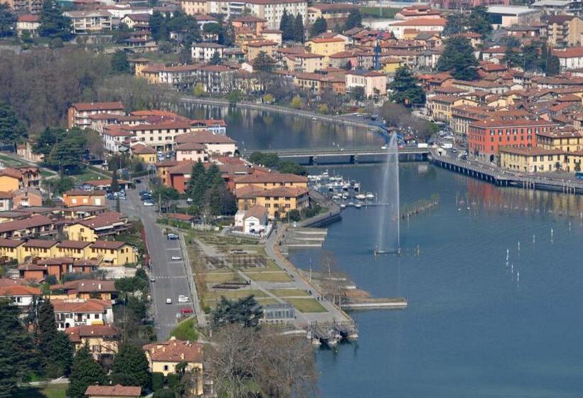 ホテル Stazione Sul Lago Di Iseo