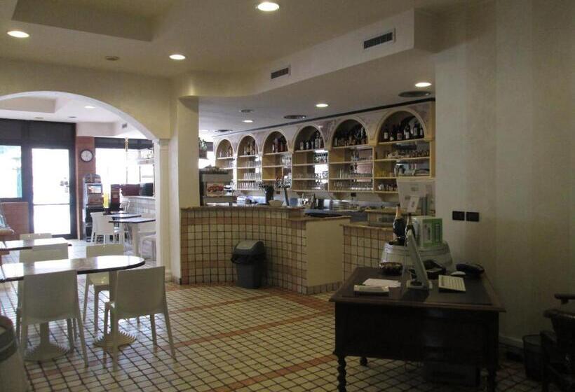 בית מלון כפרי Stazione Sul Lago Di Iseo