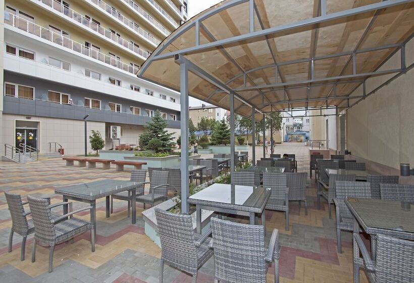 هتل Sunmarinn Resort