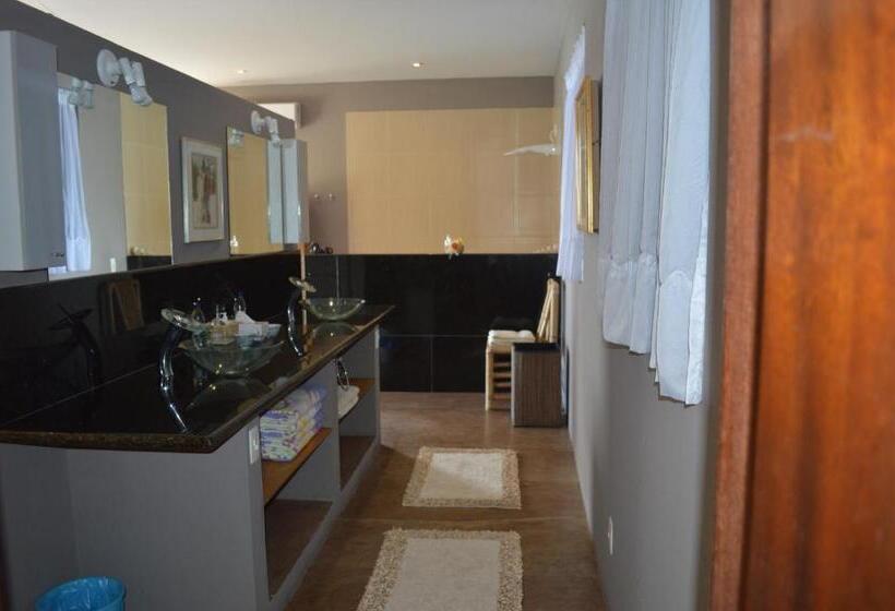 هتل Vila Pedra Mar