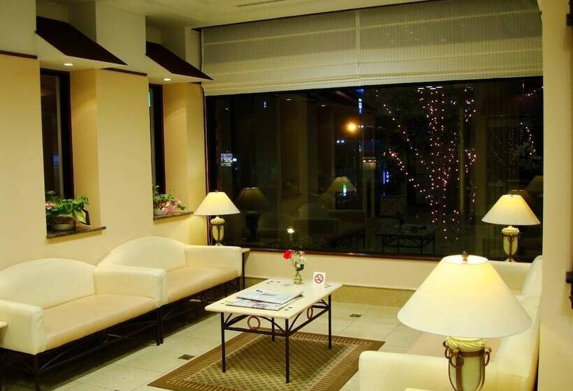 هتل West Inn Fujiyoshida