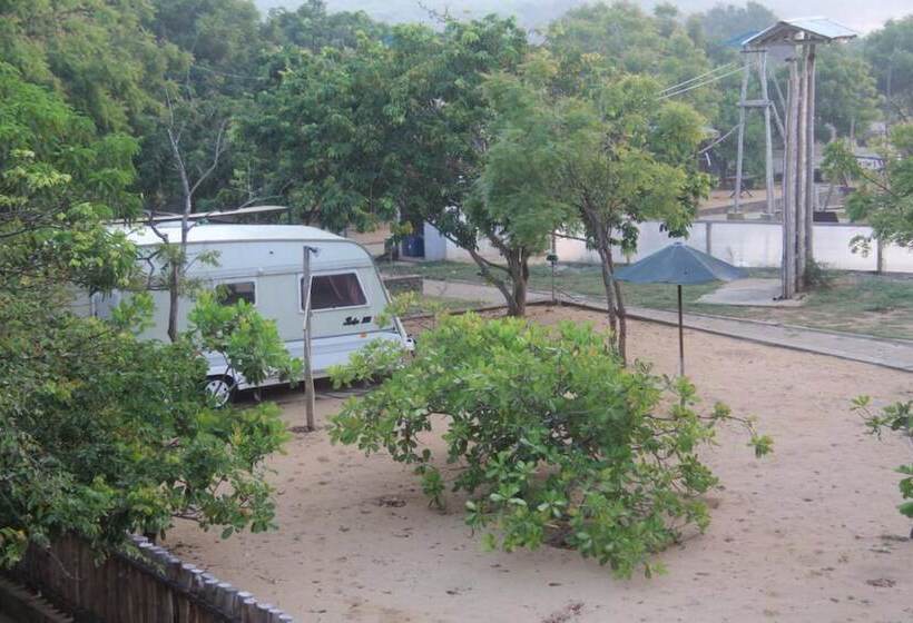 酒店 Yala Caravan Village