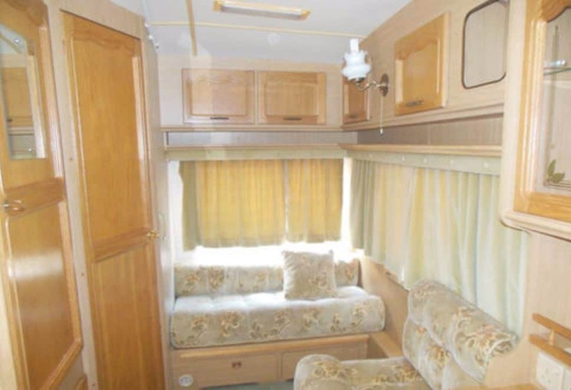 酒店 Yala Caravan Village