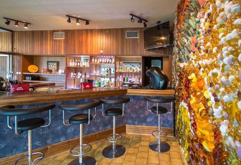 Zespół Tatry   Hotel Tatry I Budynek Turystyczny