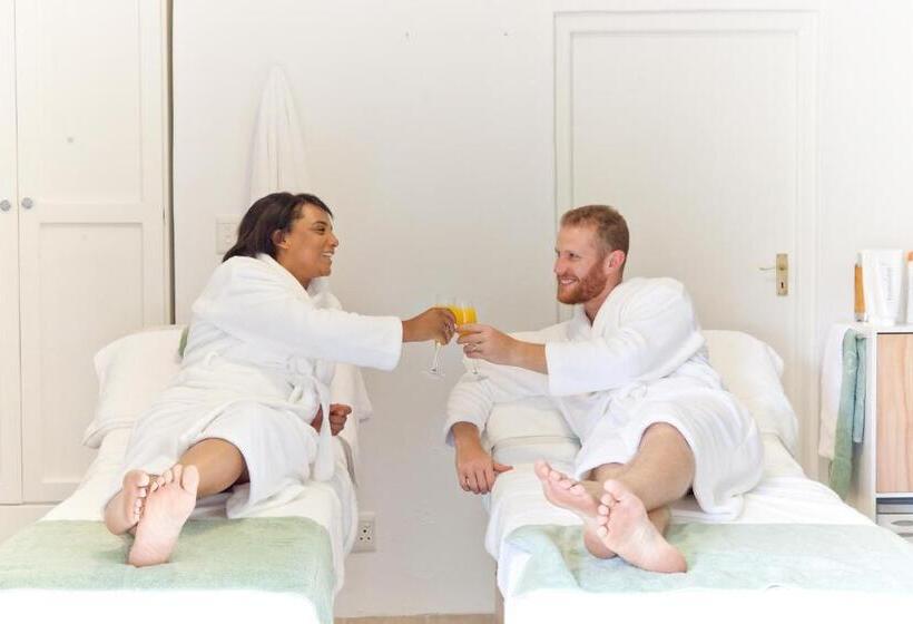 Lady Loch Country House