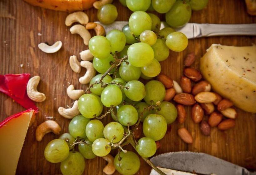 Lady Loch Country House