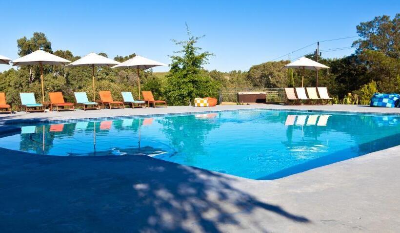 Lady Loch Country House