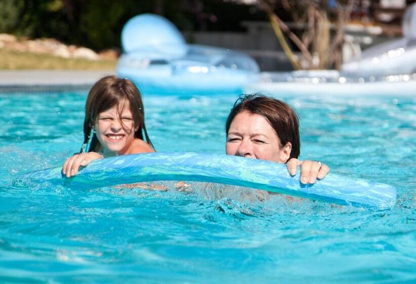 Lady Loch Country House