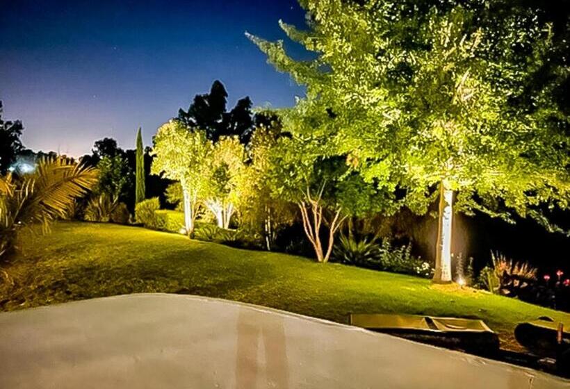 Lady Loch Country House