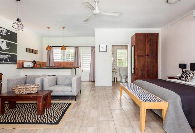 Lady Loch Country House