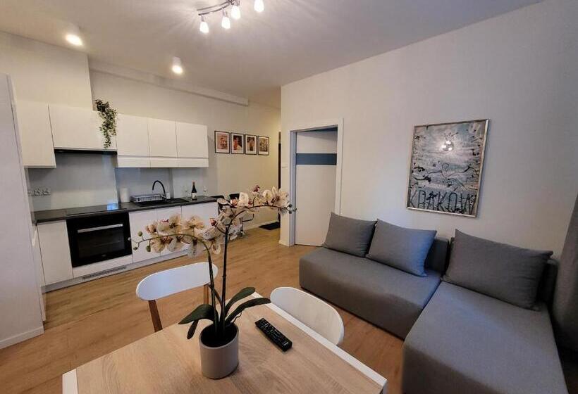 Old Town Residence Bis