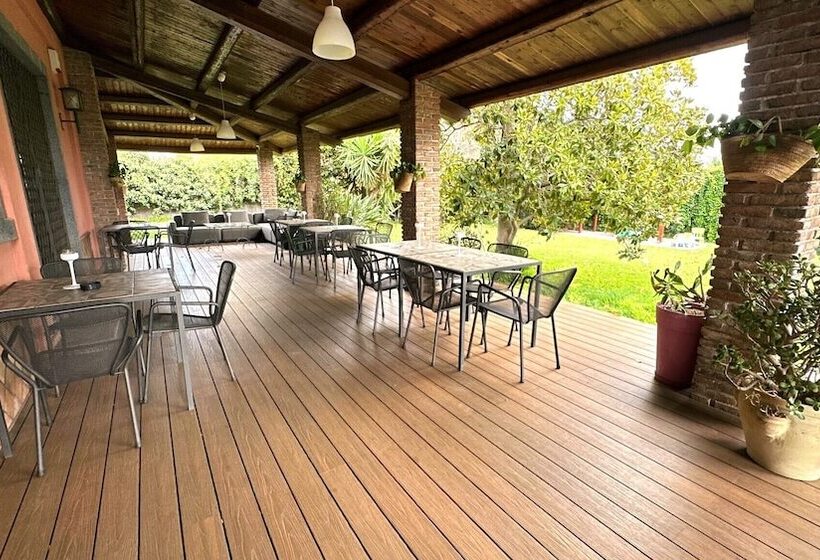 Ottomood B&b And Apartments