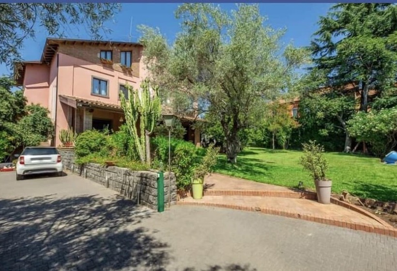 Ottomood B&b And Apartments