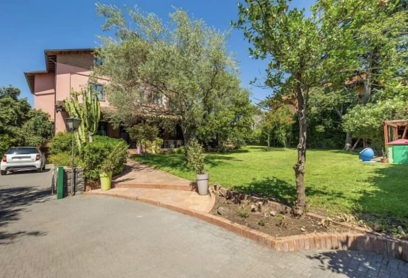 Ottomood B&b And Apartments