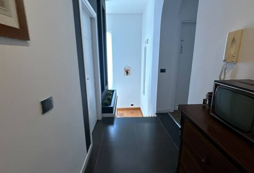 Ottomood B&b And Apartments