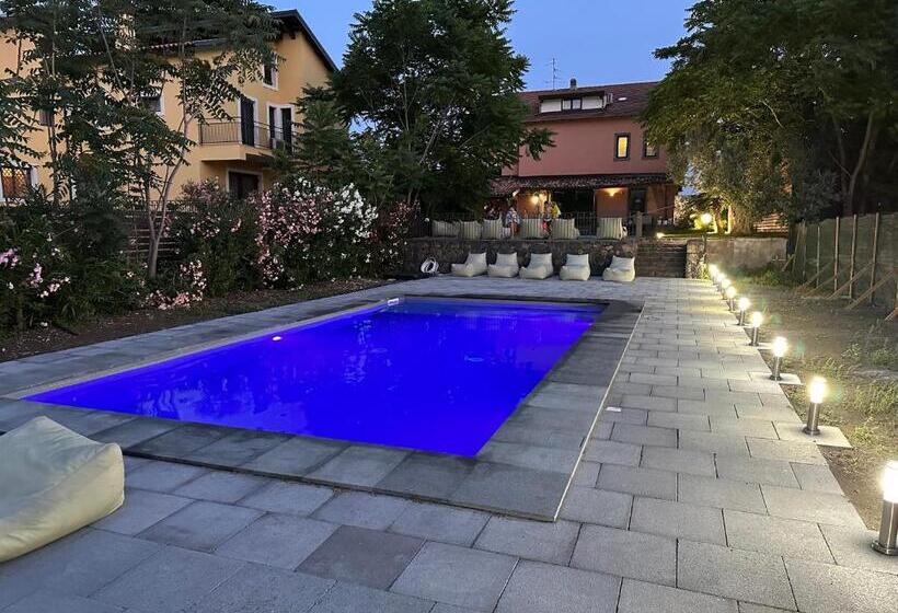 Ottomood B&b And Apartments