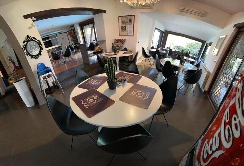 Ottomood B&b And Apartments