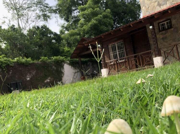 펜션 Los Fundadores Estancia Ecológica