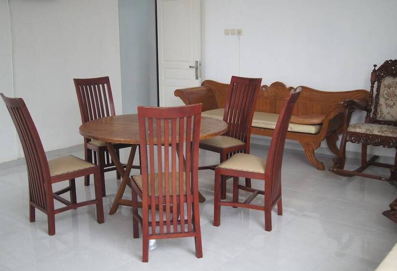 פנסיון Medical Kost