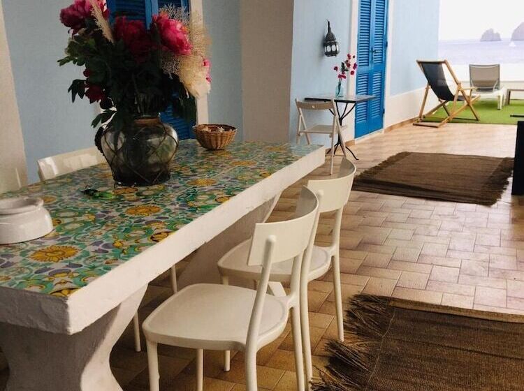 ペンション Panareal