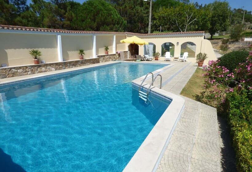 پانسیون Quinta Do Cabo Guesthouse