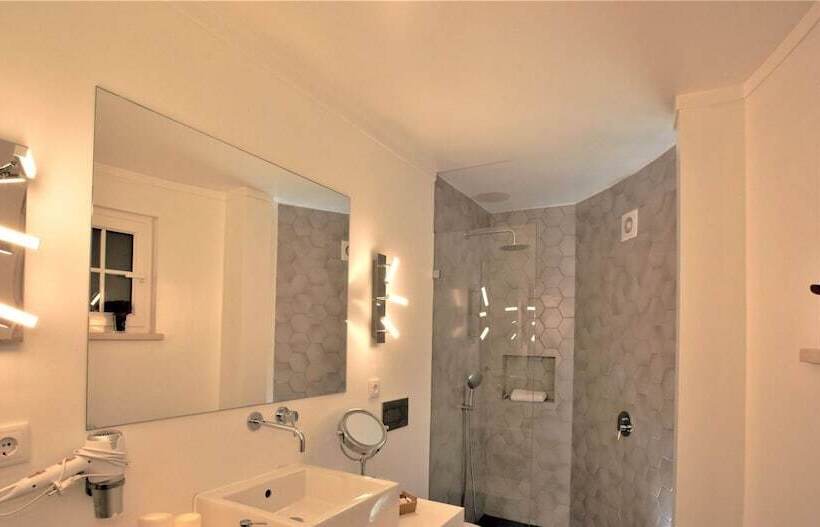 پانسیون Quinta Do Cabo Guesthouse