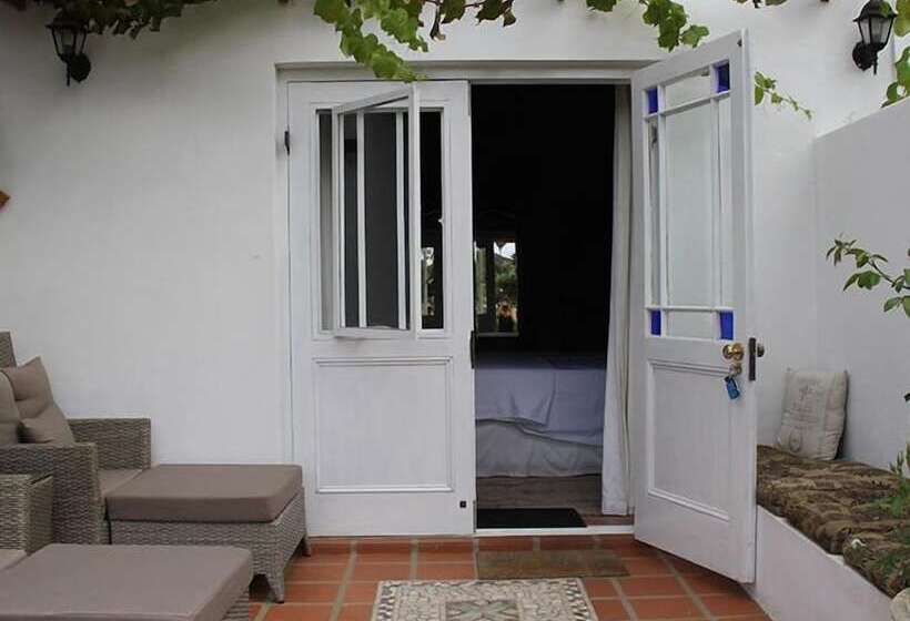 펜션 The Vineyard Country House