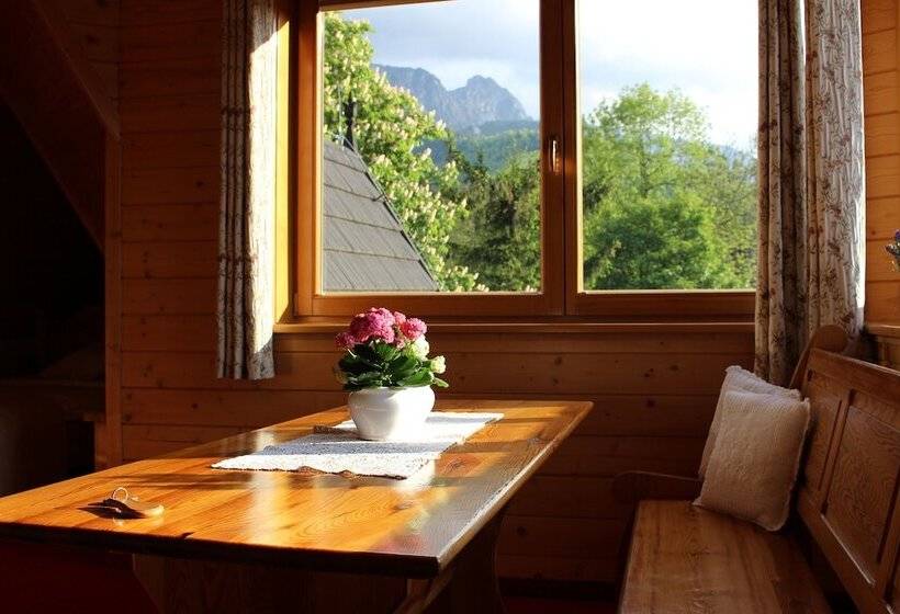 پانسیون Zakopiański Dwór