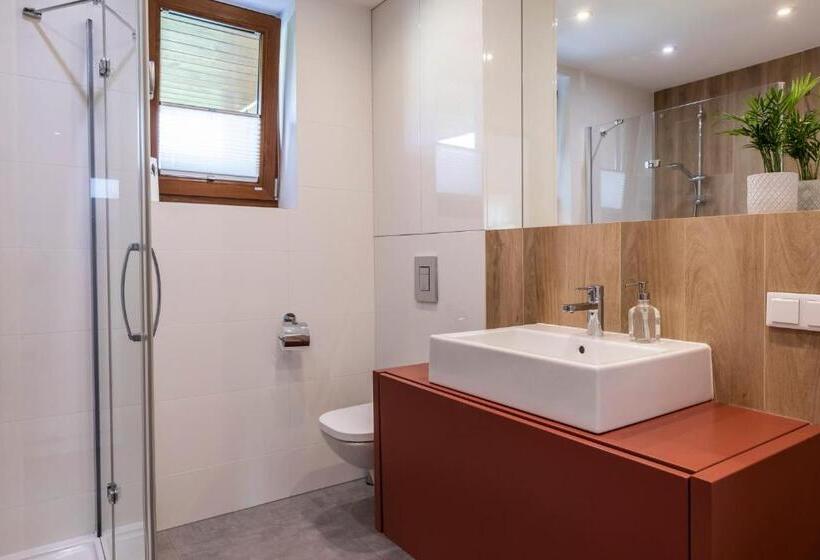 Szymoszkowa Residence