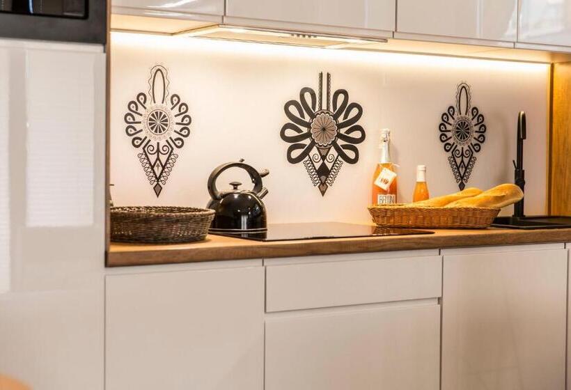 Szymoszkowa Residence