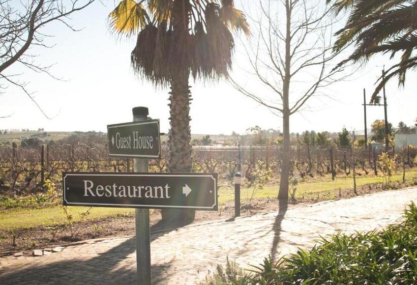 The Country Guesthouse