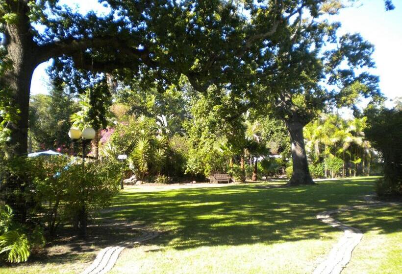 The Country Guesthouse