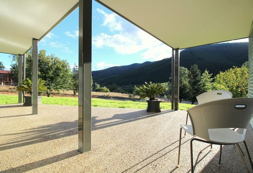 3 Bells Alpine Cottage