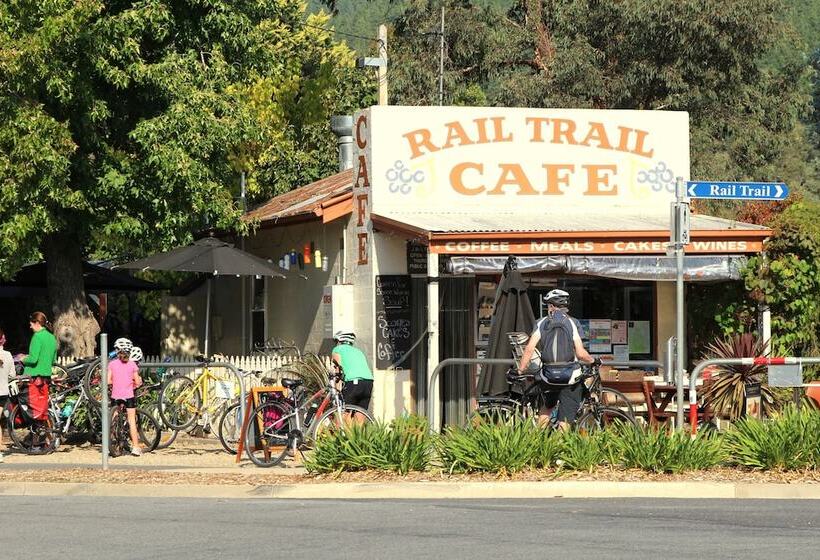 3 Bells Alpine Cottage