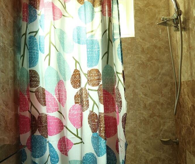 هاستل Ea Apartelle  Metro Vigan