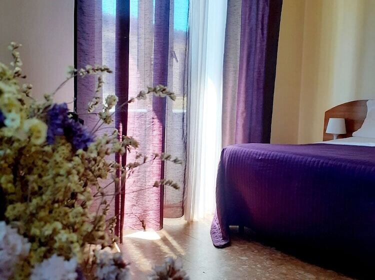 تختخواب و صبحانه Novella Italy