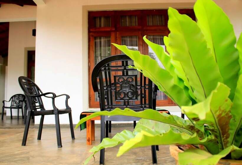 Bed and Breakfast Seasons Villa